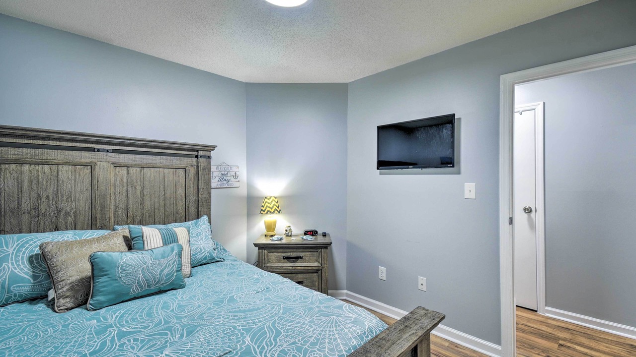 Photo of Bedroom in Little River