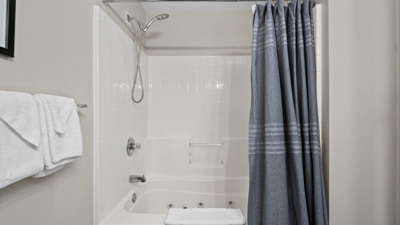 Photo of Bathroom in Calabash