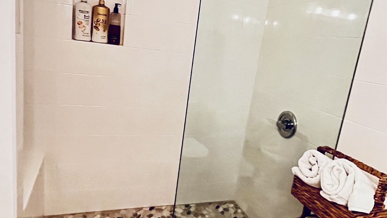 Photo of Bathroom in Keauhou