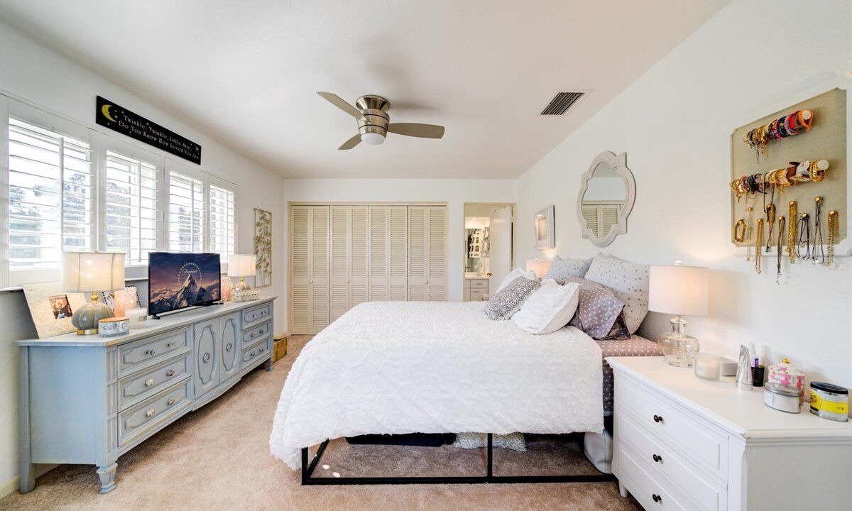 Photo of Bedroom in Harbor Bluffs