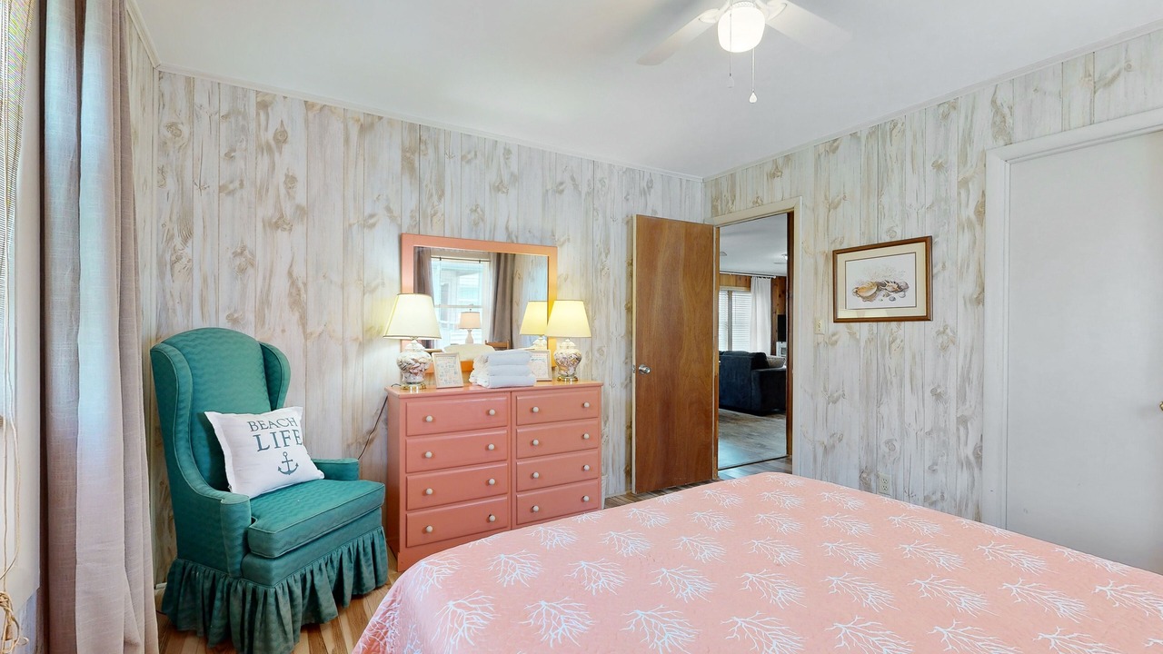 Photo of Bedroom in Holden Beach