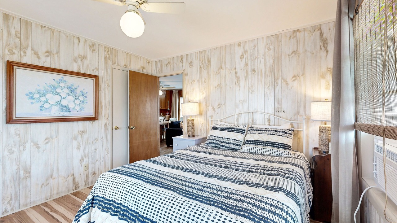 Photo of Bedroom in Holden Beach