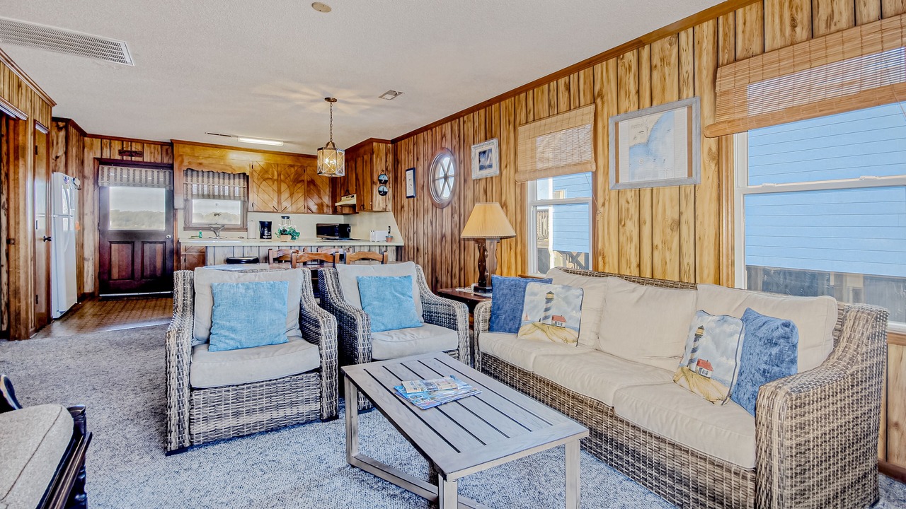 Photo of Livingroom in Holden Beach