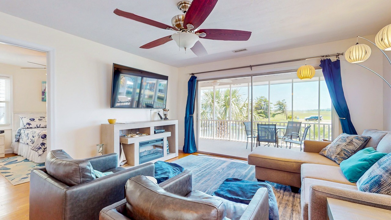 Photo of Livingroom in Holden Beach
