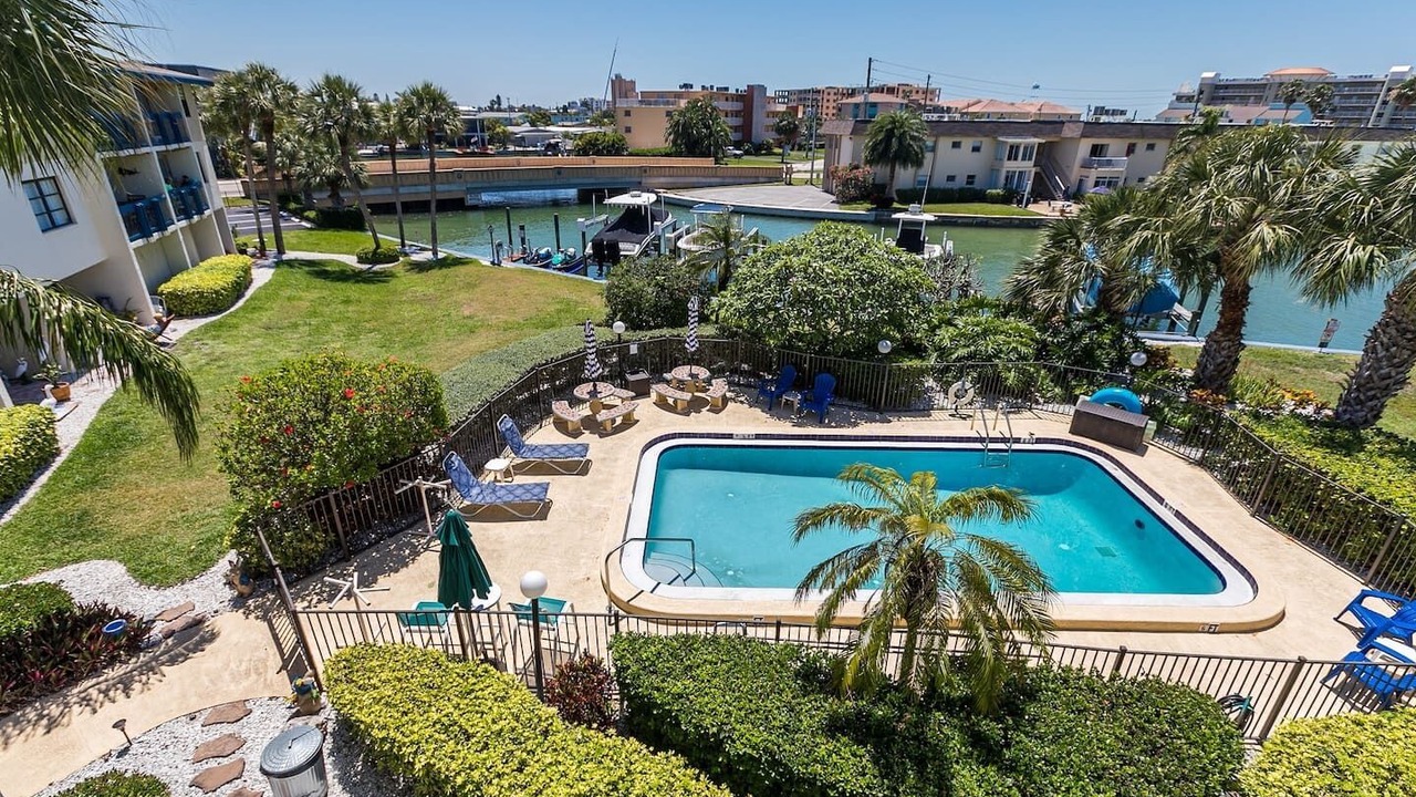 Photo of Outdoor in Capri Isle