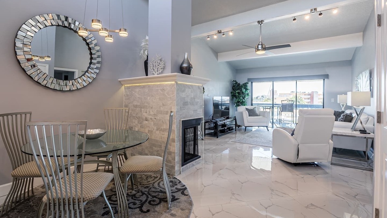 Photo of Livingroom in Capri Isle
