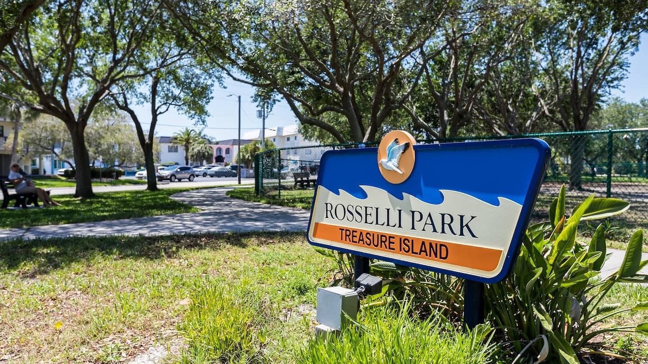 Photo of Outdoor in Capri Isle