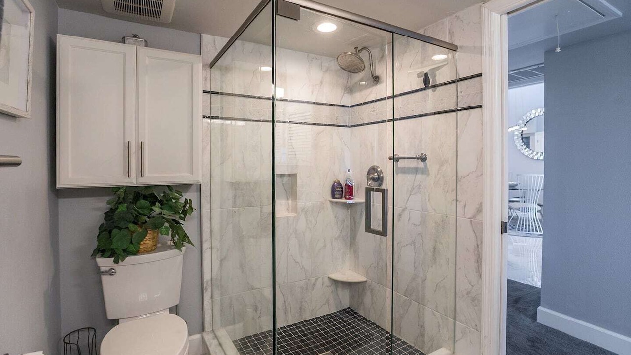 Photo of Bathroom in Capri Isle