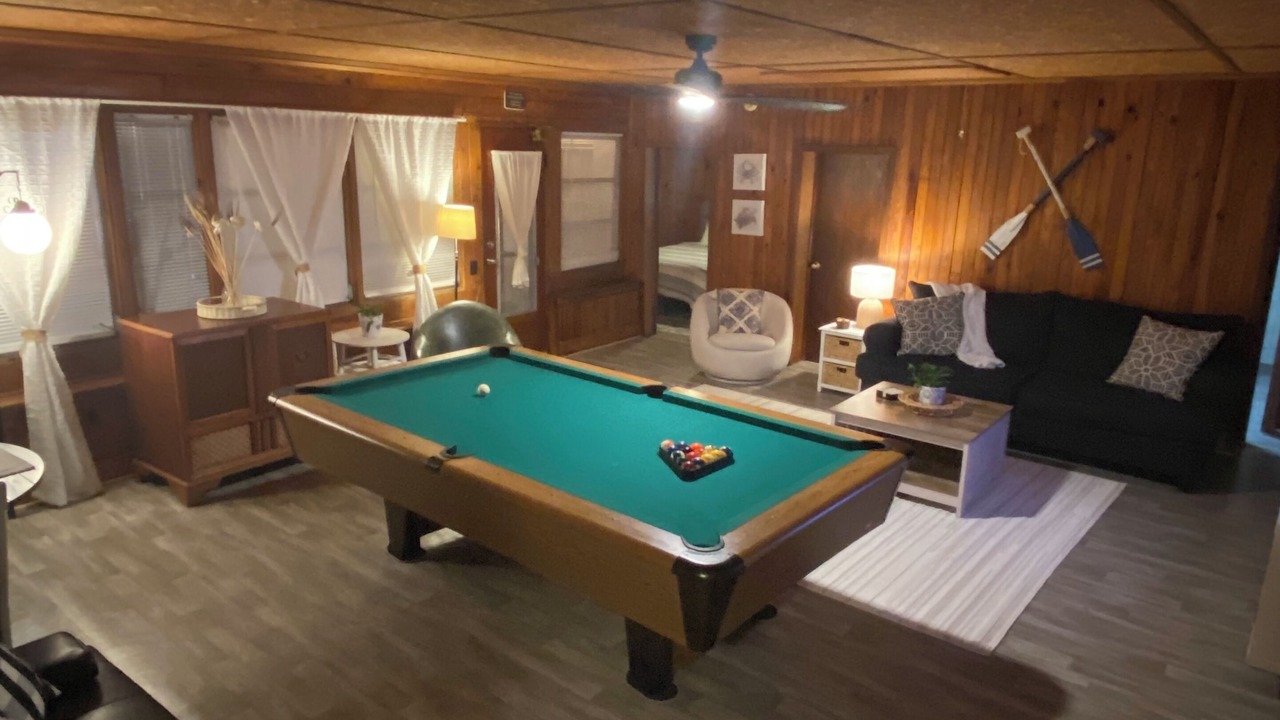 Photo of Livingroom in White Lake