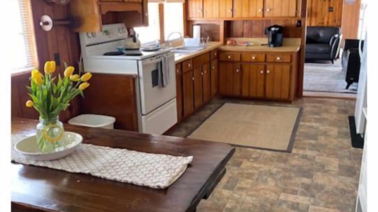 Photo of Kitchen in White Lake