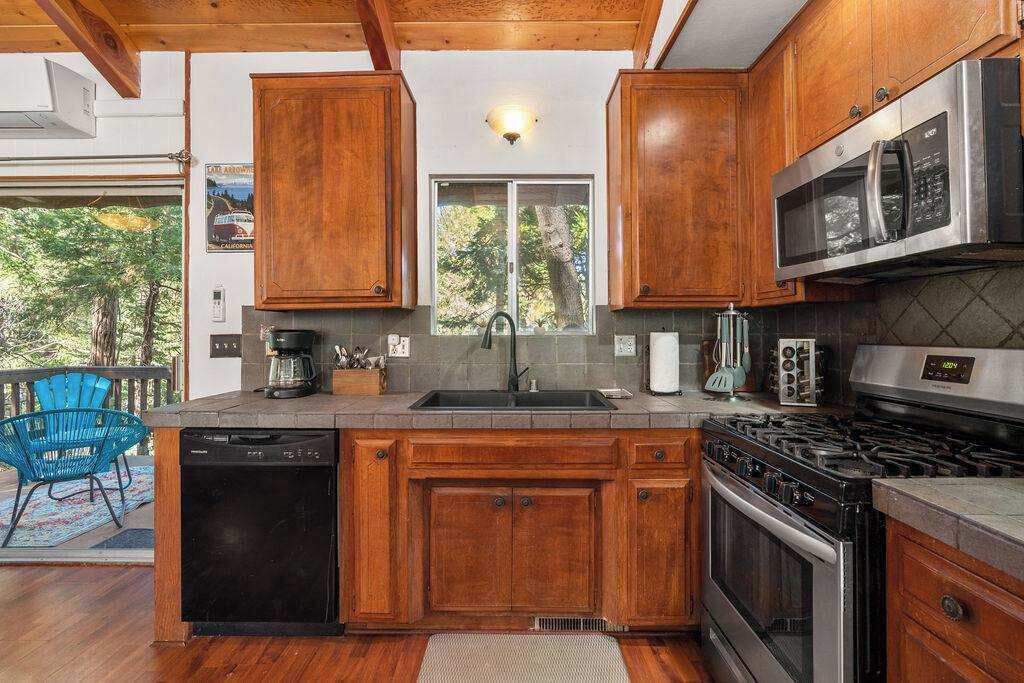 Photo of Kitchen in Crestline