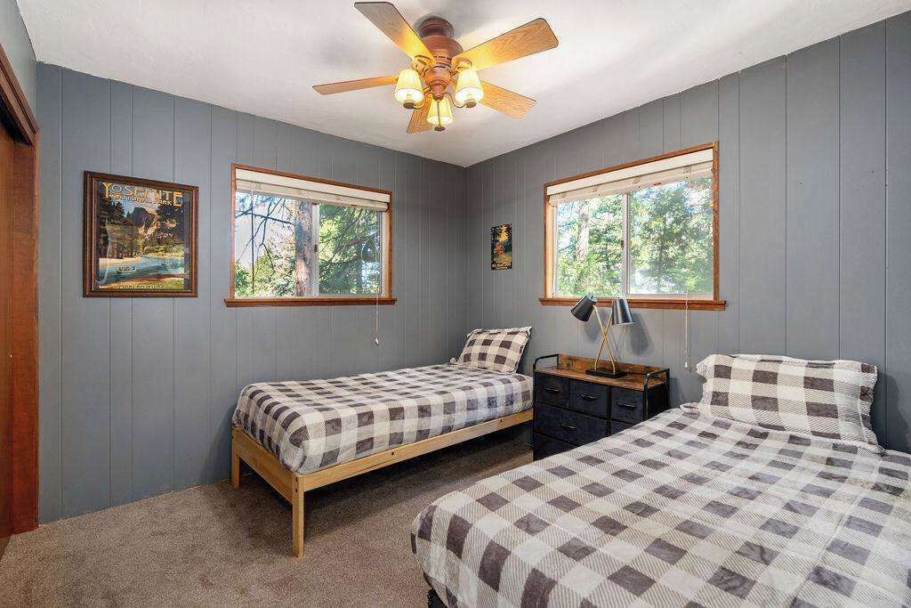 Photo of Bedroom in Crestline