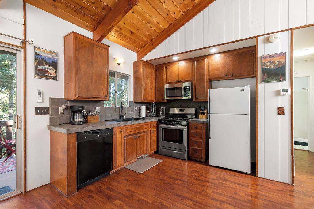 Photo of Kitchen in Crestline