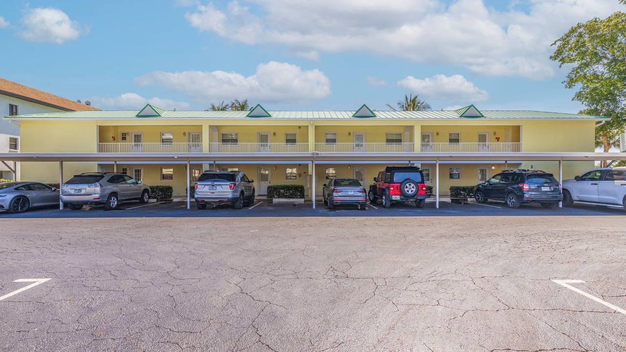 Photo of Others in Capri Isle