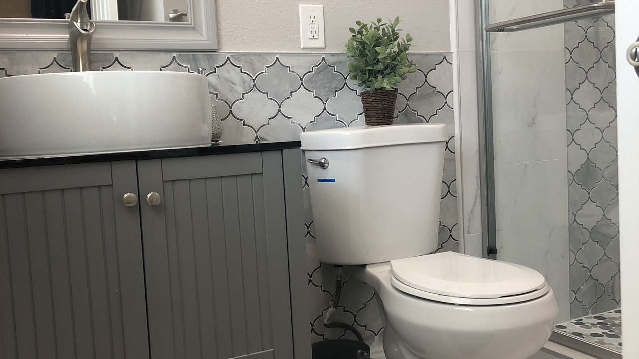 Photo of Bathroom in Seminole