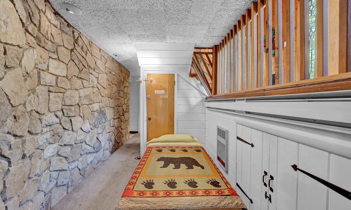 Photo of Bedroom in White Haven