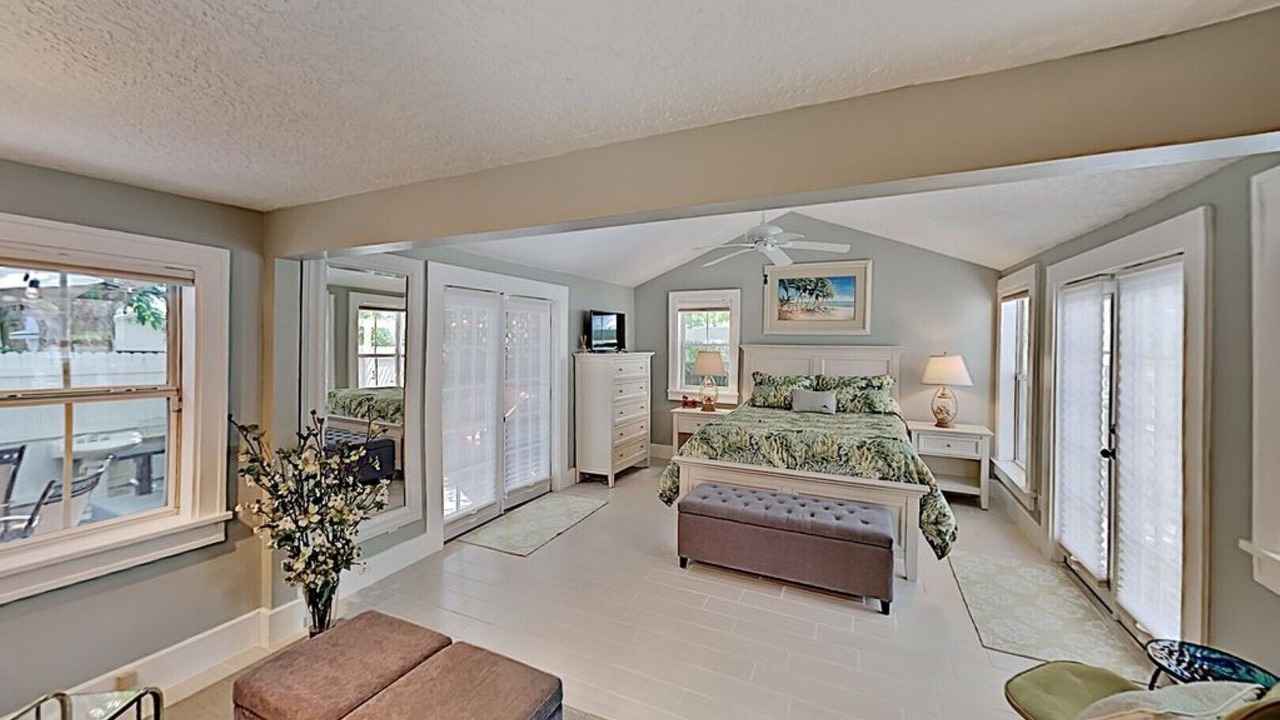 Photo of Bedroom in Gulfport