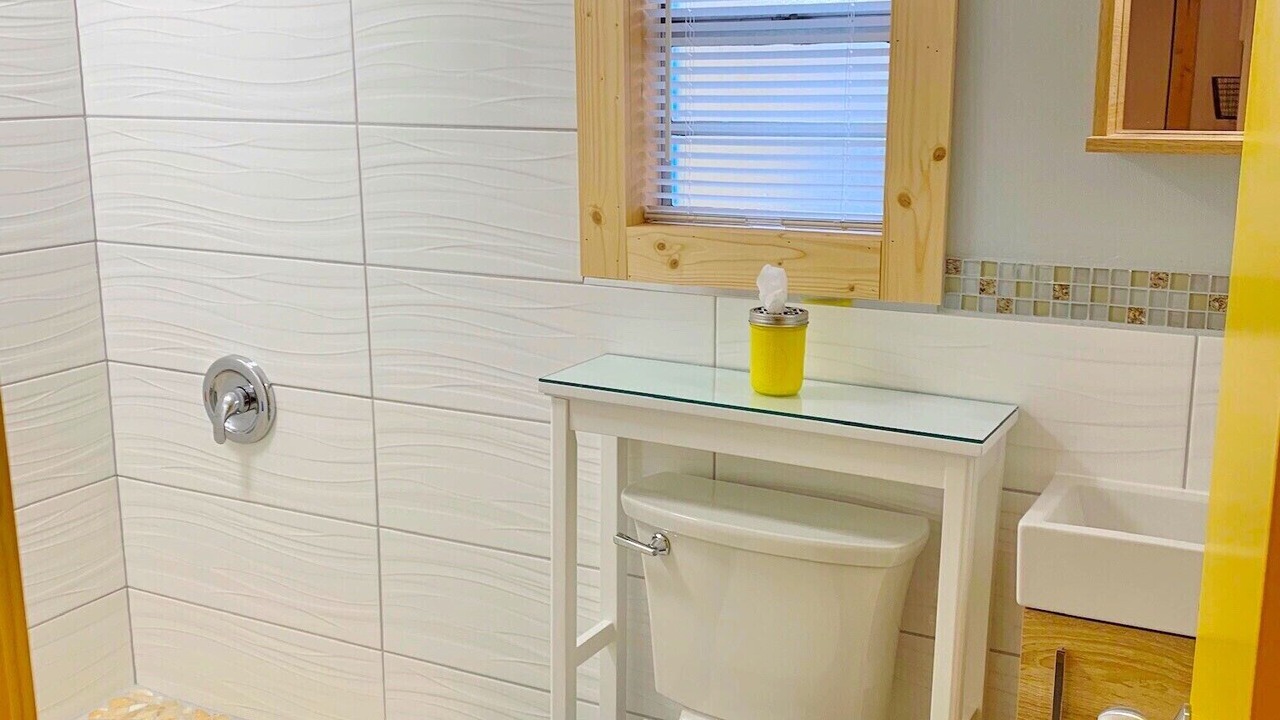 Photo of Bathroom in Treasure Island