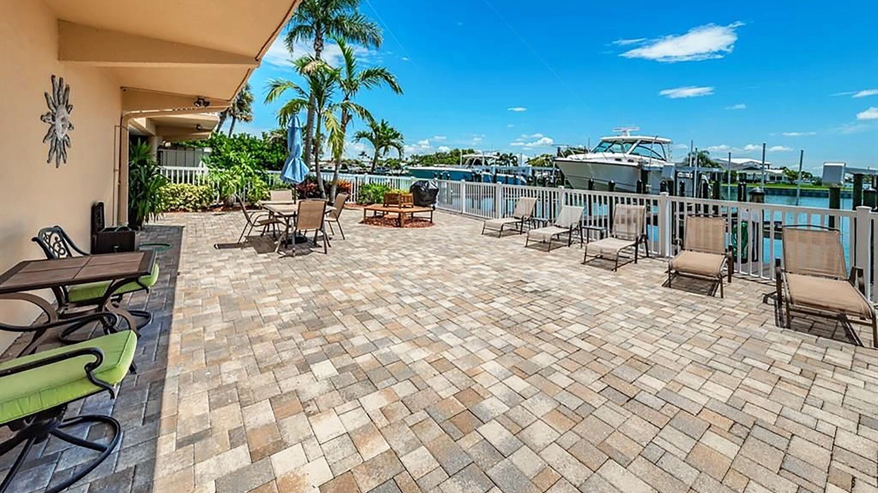 Photo of Outdoor in Capri Isle