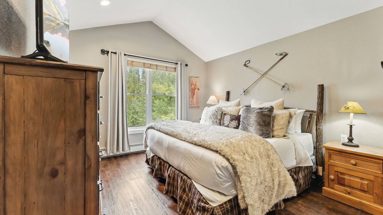 Photo of Bathroom in Peak 8