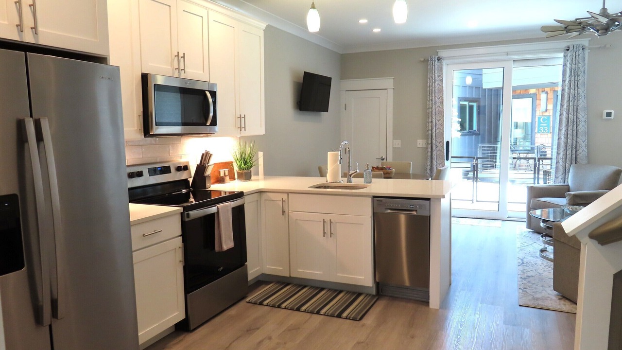Photo of Kitchen in River District