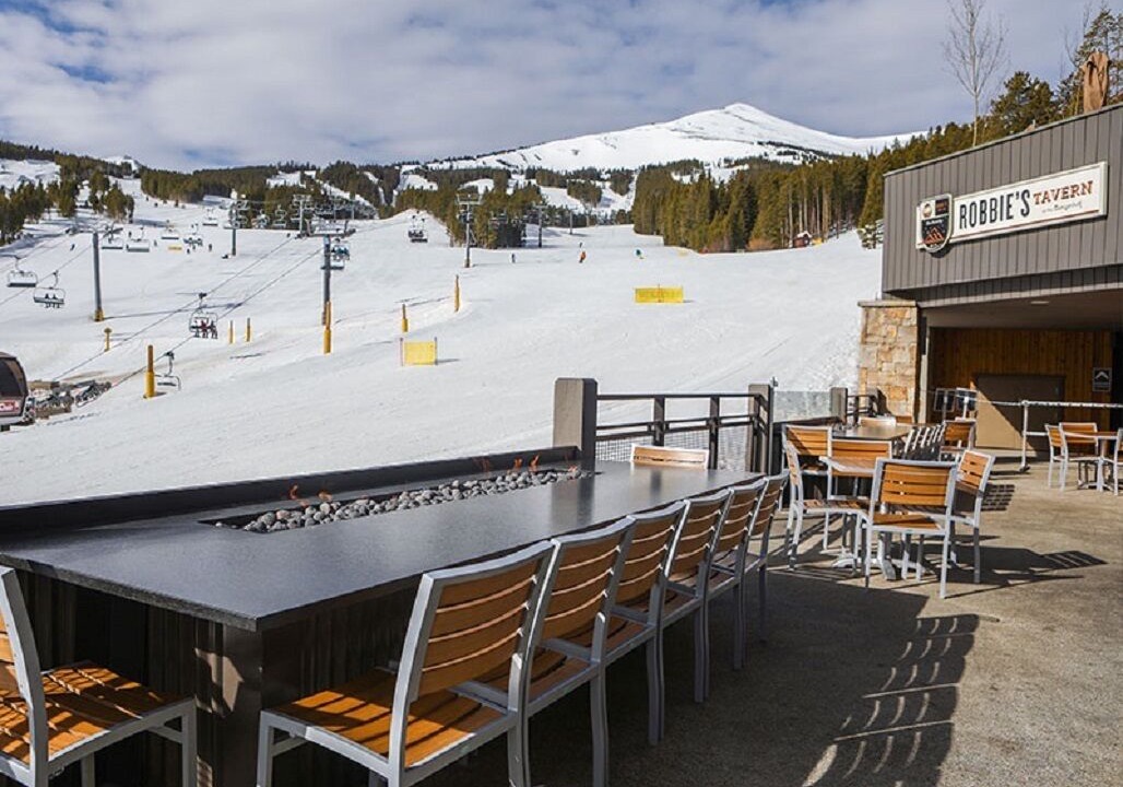 Photo of Outdoor in Peak 8