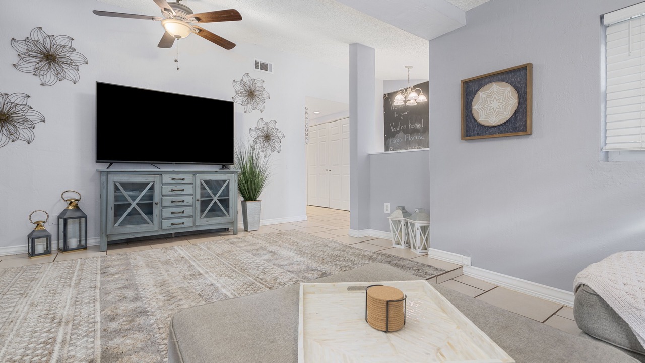 Photo of Livingroom in Anona
