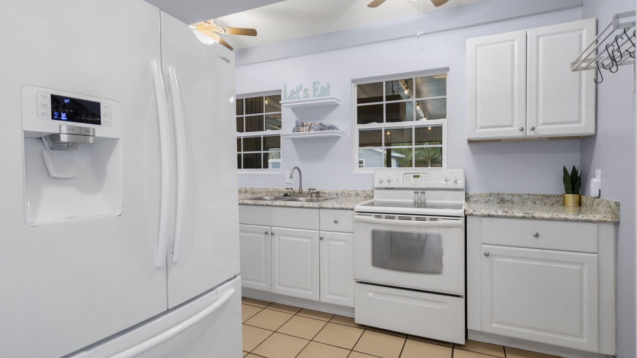 Photo of Kitchen in Anona