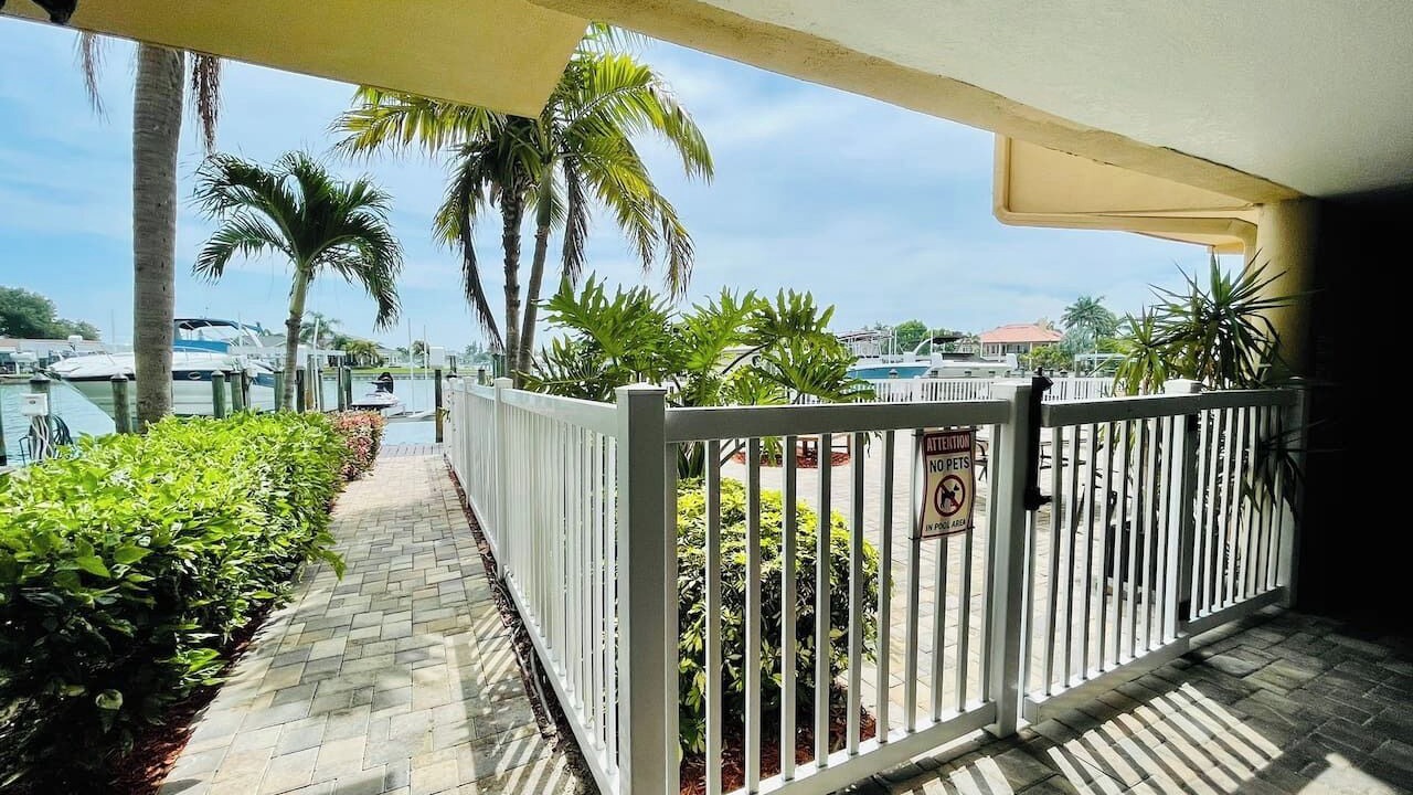 Photo of Outdoor in Capri Isle