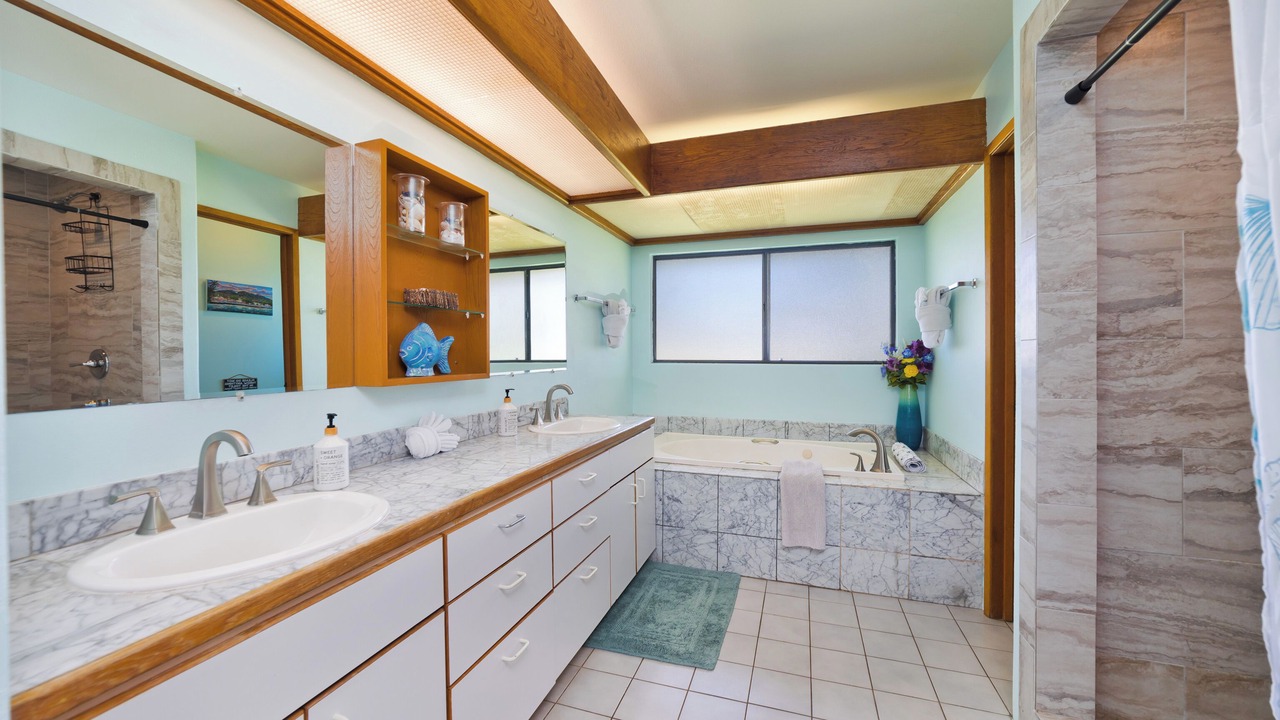 Photo of Bathroom in Waikoloa Village