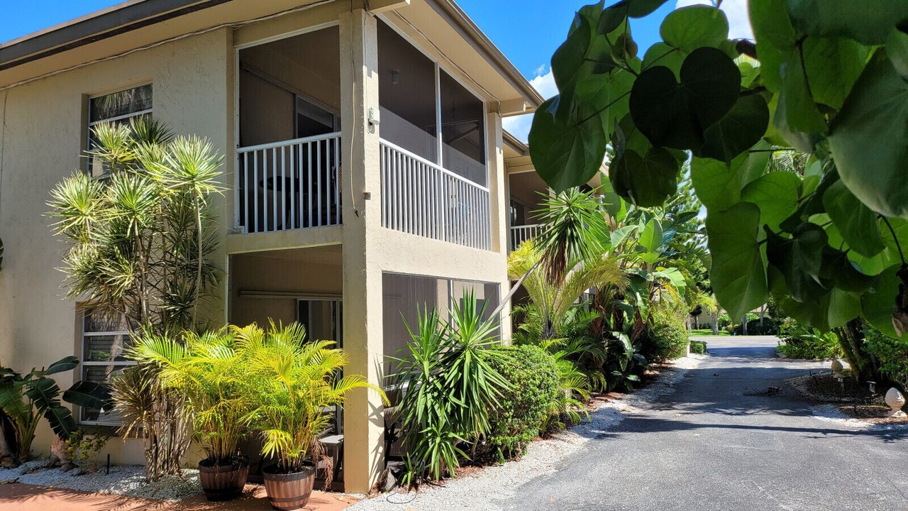 Photo of Patio Balcony in Longboat Key
