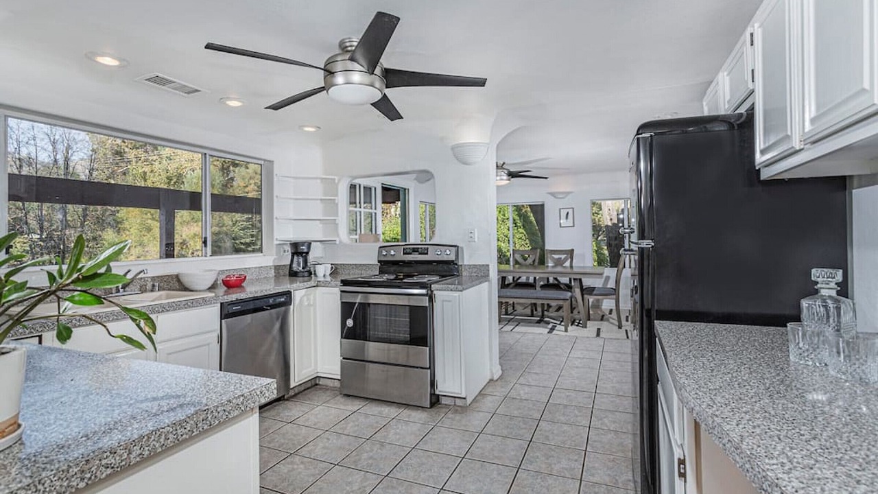 Photo of Kitchen in Three Rivers