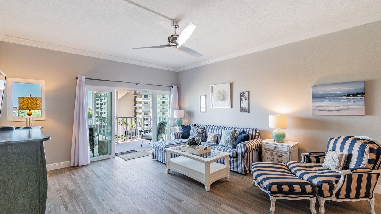 Photo of Livingroom in Redington Shores