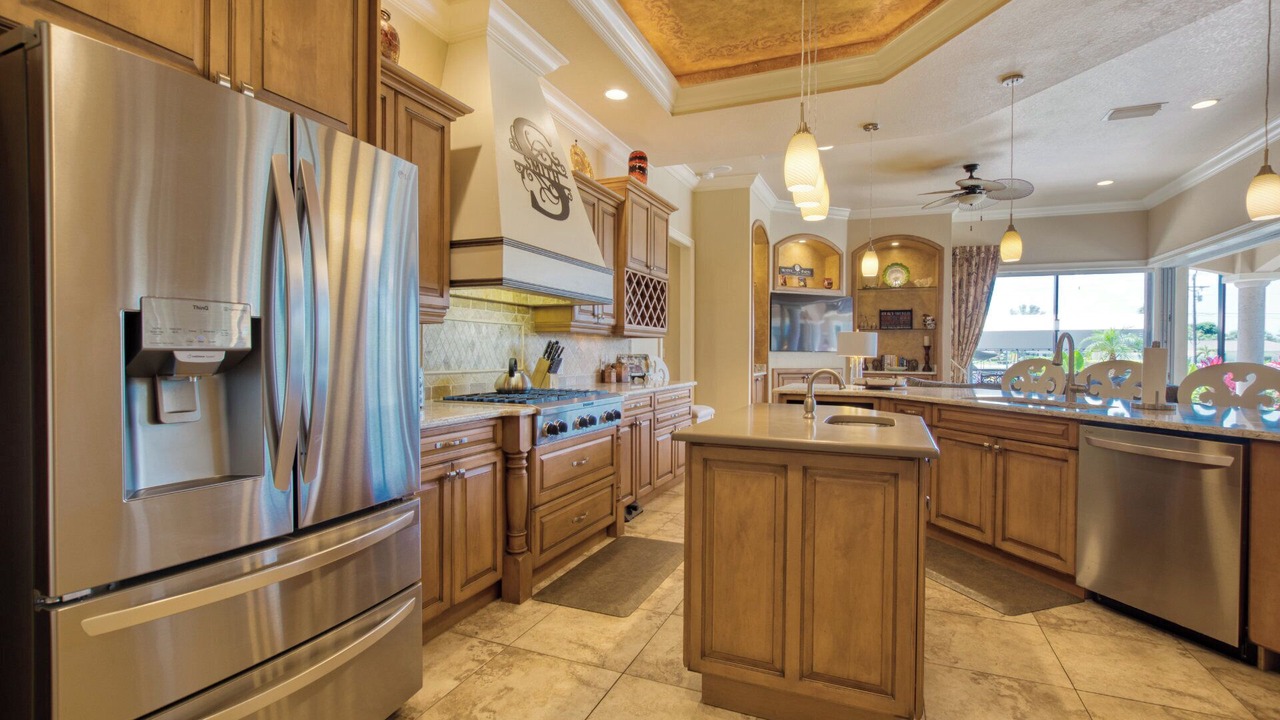 Photo of Kitchen in Yacht Club