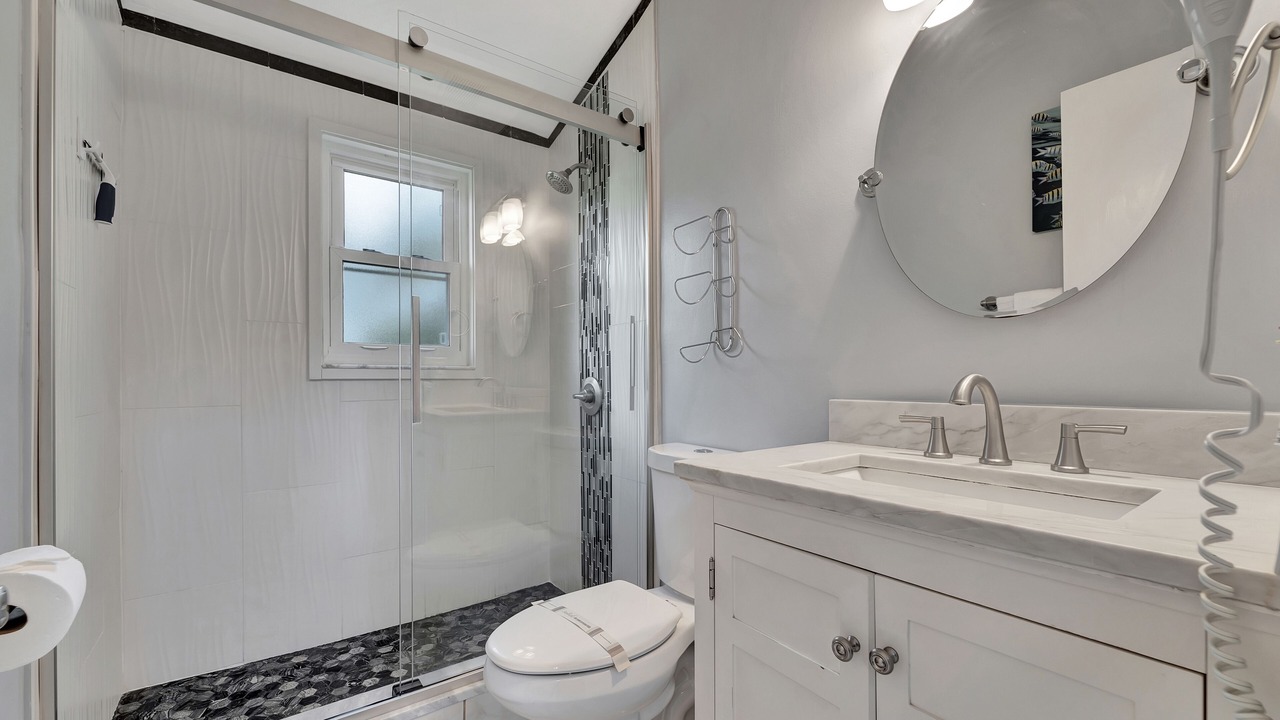 Photo of Bathroom in Bay Isle