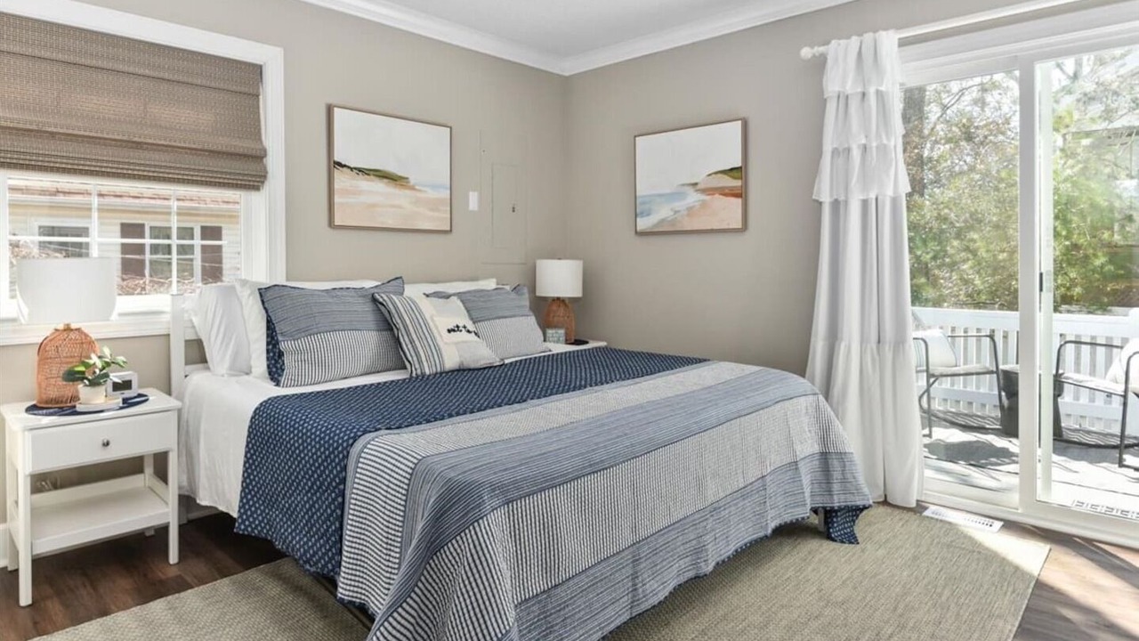 Photo of Bedroom in Caine Woods