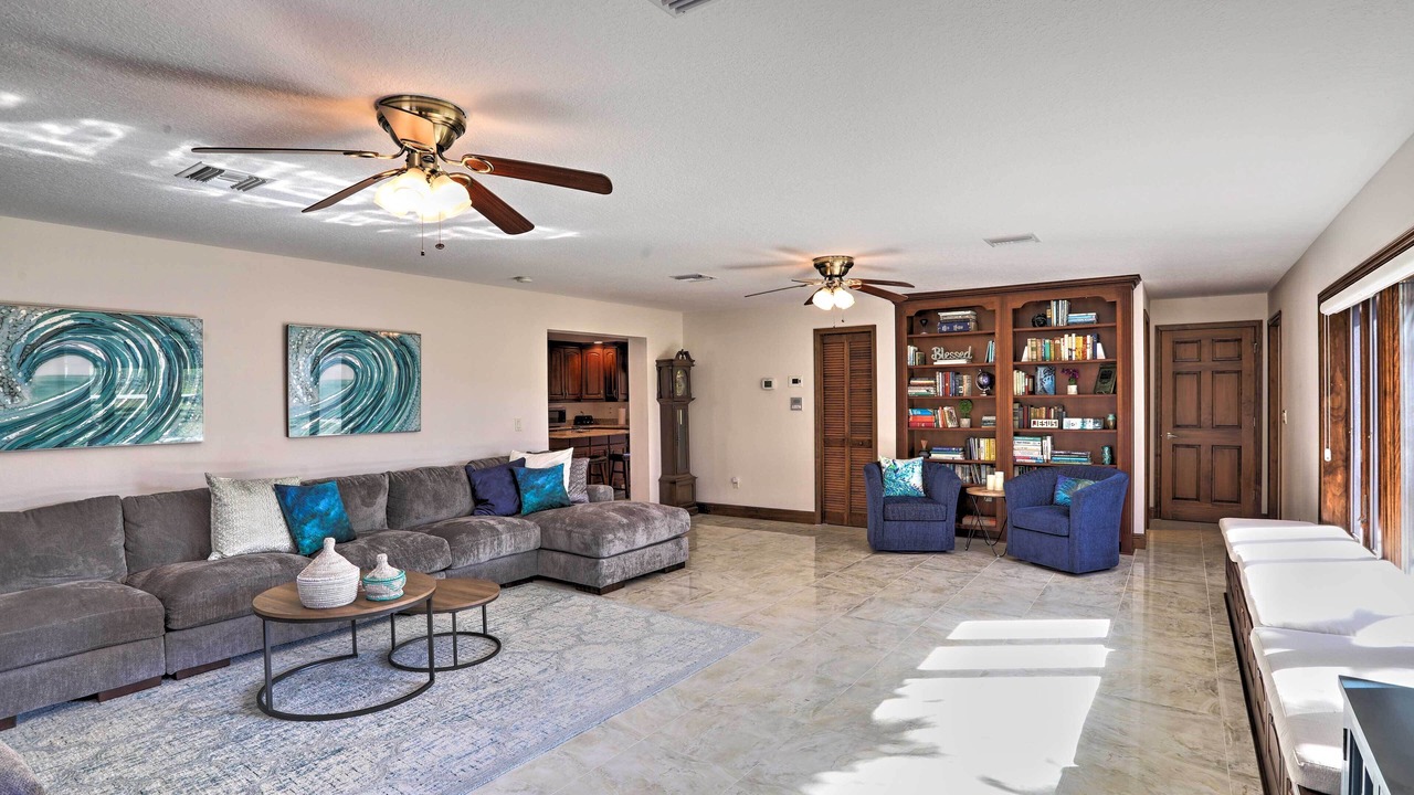 Photo of Livingroom in Seminole