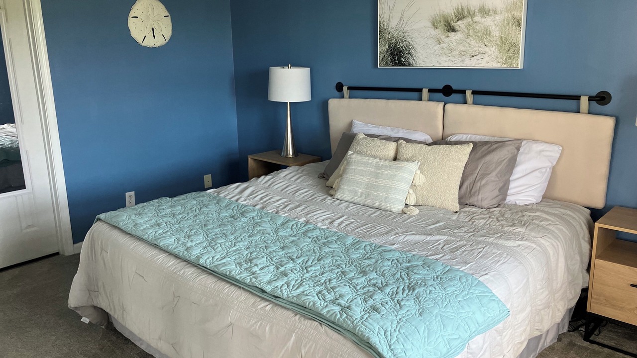 Photo of Bedroom in Little River
