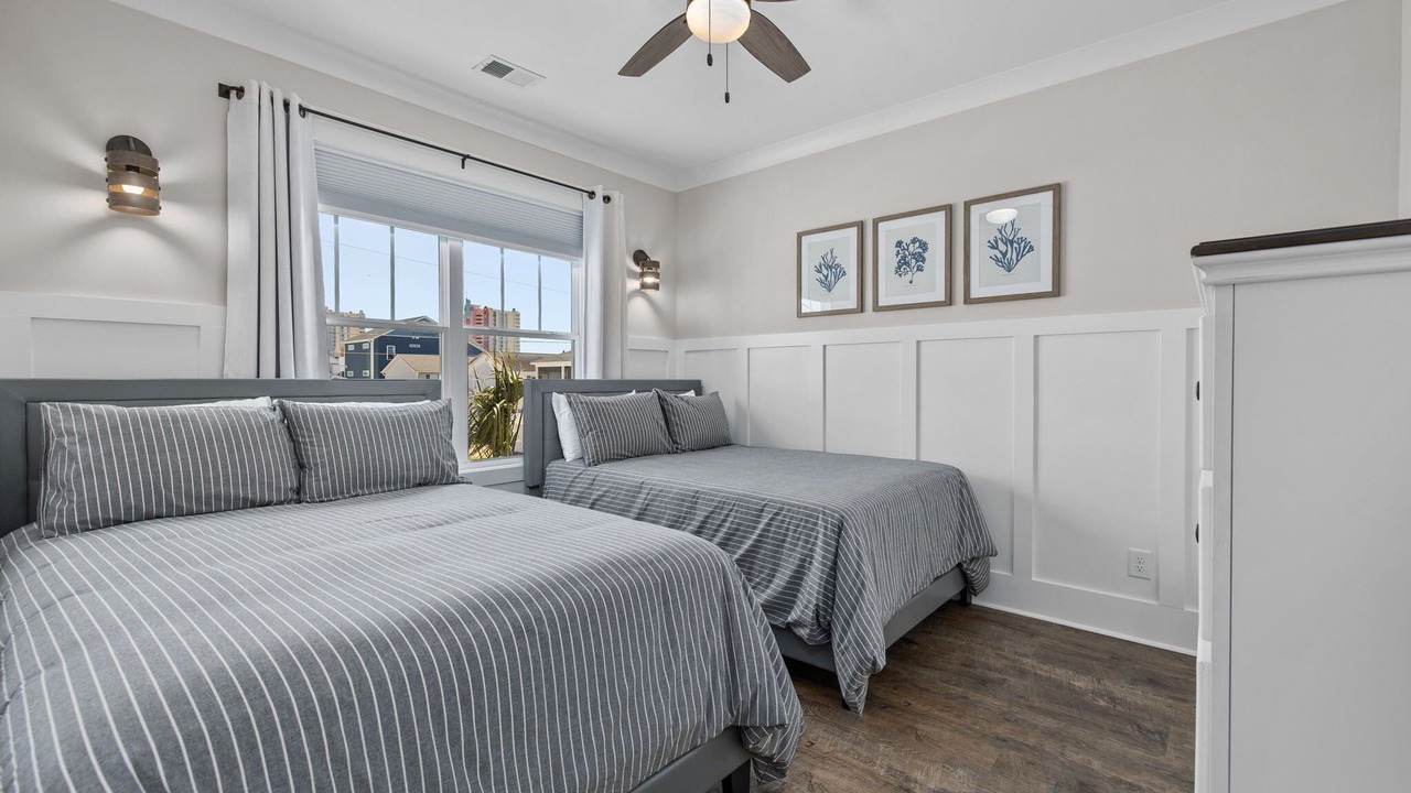 Photo of Bedroom in Cherry Grove Beach