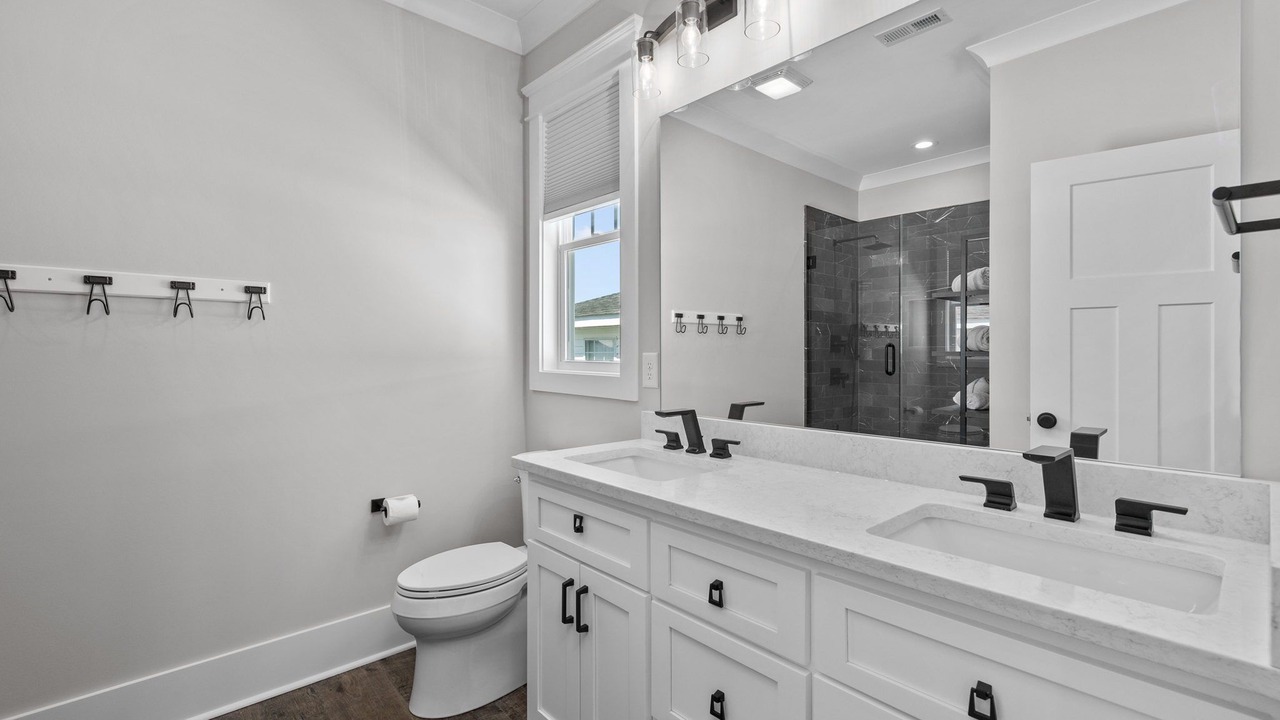 Photo of Bathroom in Cherry Grove Beach