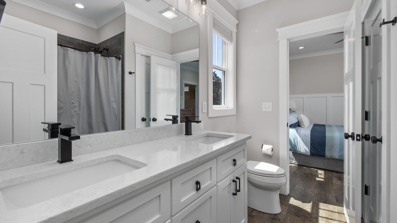 Photo of Bathroom in Cherry Grove Beach