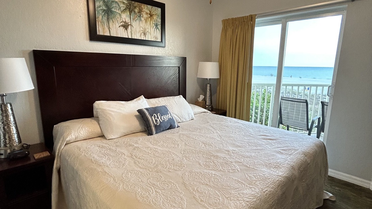 Photo of Bedroom in Treasure Island