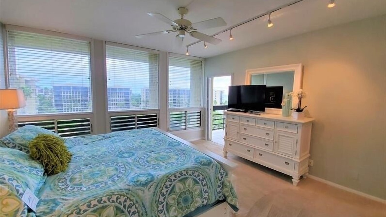Photo of Others in Longboat Key