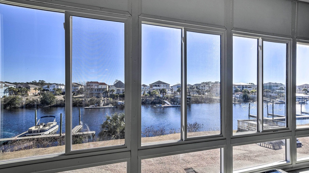 Photo of Patio Balcony in Carolina Yacht Landing