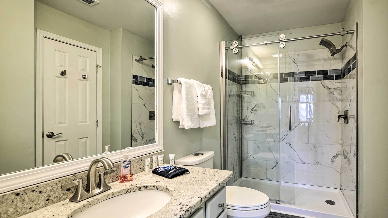 Photo of Bathroom in Carolina Yacht Landing