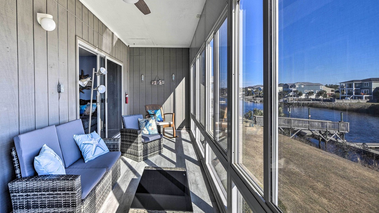 Photo of Patio Balcony in Carolina Yacht Landing