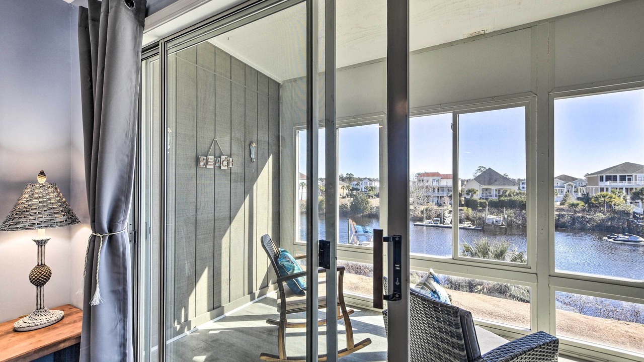 Photo of Patio Balcony in Carolina Yacht Landing