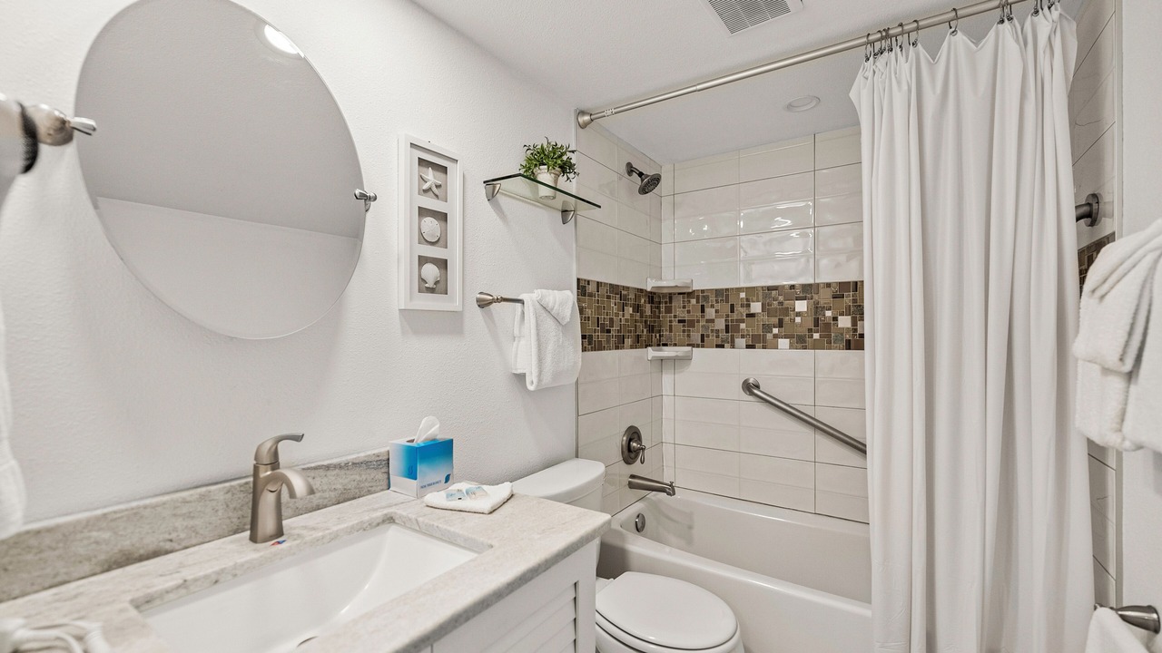 Photo of Bathroom in Belle Vista