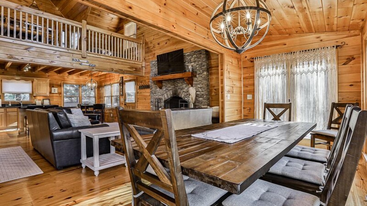 Photo of Bedroom in Ellijay