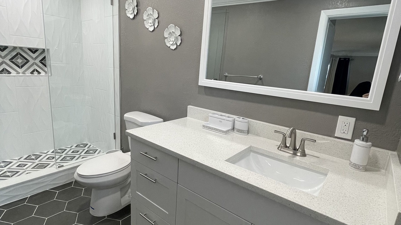 Photo of Bathroom in Seminole